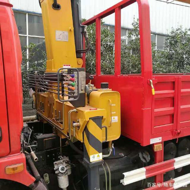 張家界眾誠機(jī)械設(shè)備租賃有限公司,吊車出租,張家界高空作業(yè)車出租 張家界眾誠機(jī)械設(shè)備租賃有限公司,吊車出租,張家界高空作業(yè)車出租